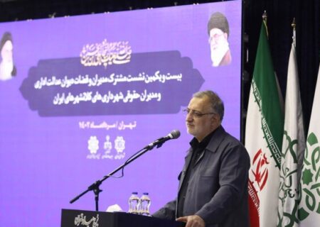 زاکانی: تعامل شهرداری و دیوان می‌تواند گره‌گشای مشکلات تهران باشد