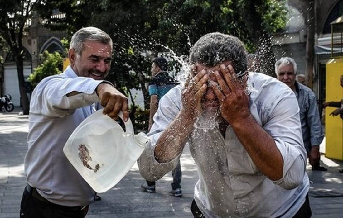 گرمای شدید آب تهران را بخار کرد