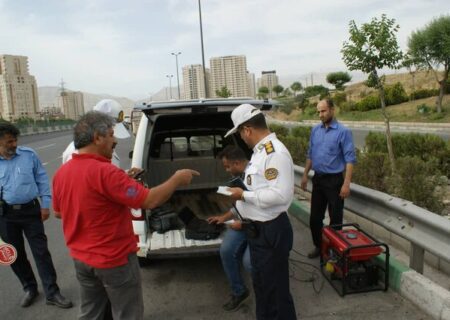 اجرای طرح کنترل «معاینه فنی» کنار جاده‌ای با همکاری پلیس
