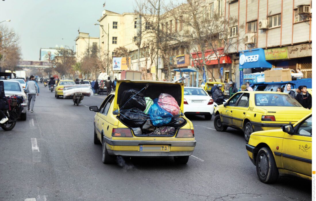 باربری شغل دوم بعضی تاکسی‌ها شده است