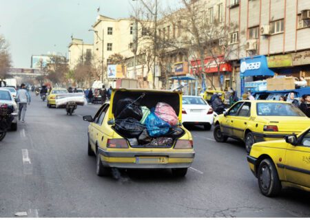 باربری شغل دوم بعضی تاکسی‌ها شده است