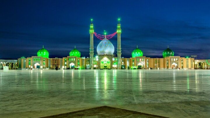 پاکیزه‌سازی مسجد جمکران و قم همزمان با جشن نیمه شعبان