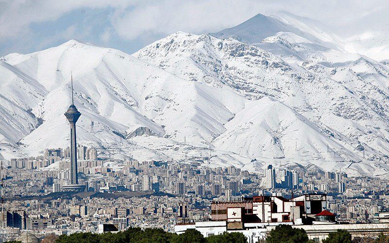 هوای تهران پاک است