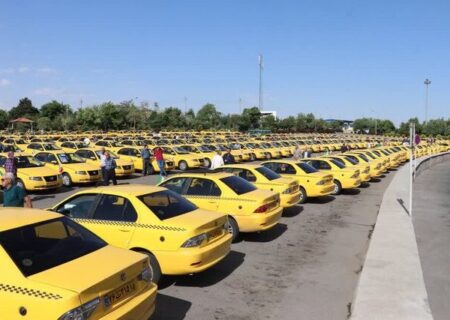 ۲۲۰۰ تاکسیران در صف انتظار خودرو