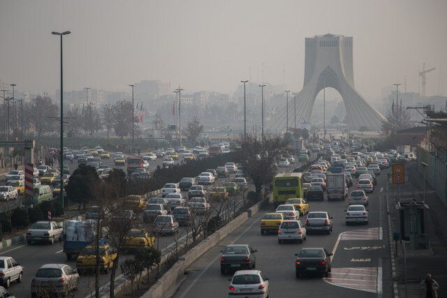 نجات تهران از آلودگی اولویت دولت چهاردهم باشد