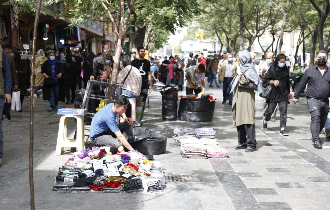 آغاز طرح ساماندهی دستفروشان چهارراه ولیعصر در تهران