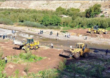 پای خانواده ها به دره فرحزاد باز شد