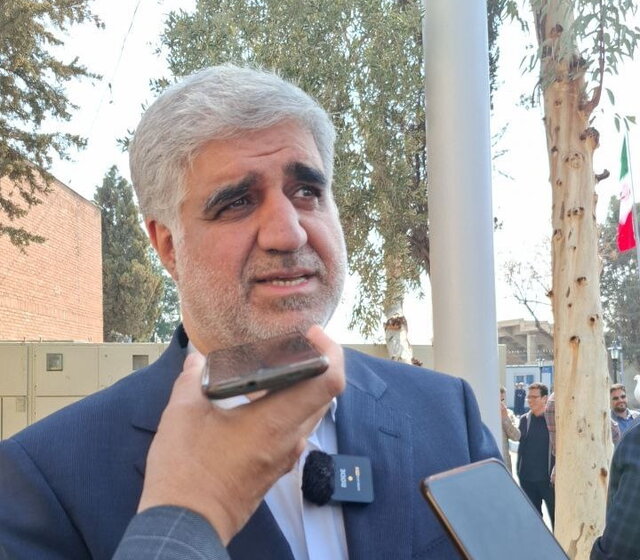 رونمایی از نمایشگرهای فرهنگی در ناوگان اتوبوسرانی تهران