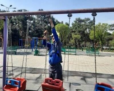 ایمن‌سازی وسایل بازی کودکان در بوستان‌های منطقه ۱۳