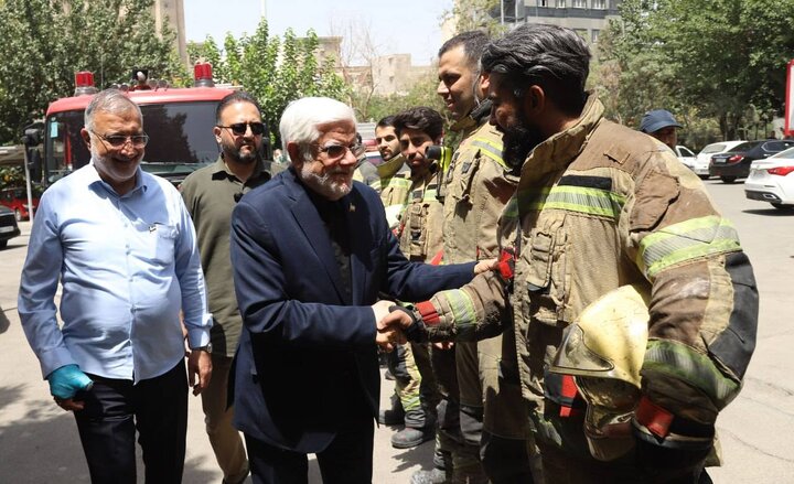 آتش‌نشانان رزمندگان همیشه در صحنه هستند