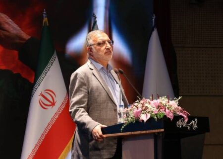 تبدیل میدان آزادی به میدانی آیینی با هویتی تازه