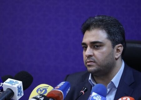 خدمات‌رسانی رایگان بیش از ۱۳۰۰ دستگاه اتوبوس و تاکسی‌ون در آیین راهپیمایی جاماندگان اربعین