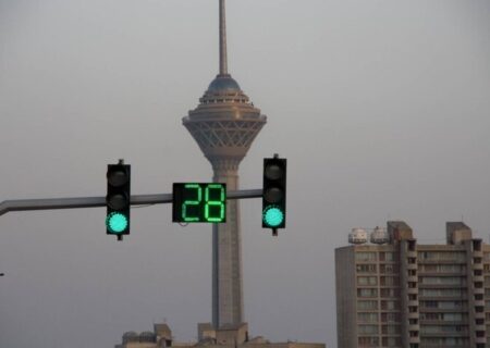 چراغ راهنمایی ۳۰ تقاطع مهم مجهز به سیستم ذخیره برق شده است