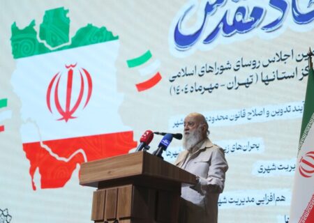 شهرداری‌ها در بحران‌ها بی‌پشتوانه عمل می‌کنند