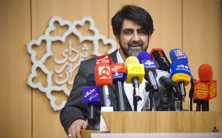 رییس مرکز ارتباطات و امور بین‌الملل شهرداری تهران استعفا داد