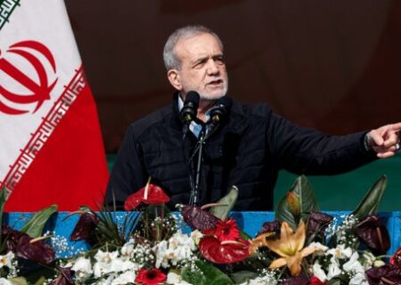مقابل زیاده‌خواهی‌ها و بی‌عدالتی‌ها کوتاه نخواهیم آمد