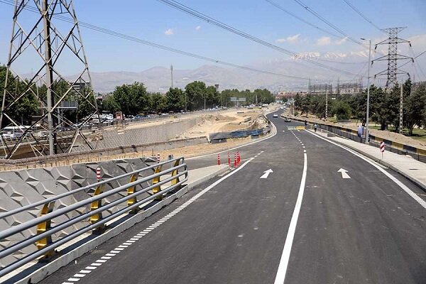 چهار دسترسی در تقاطع بلوار بهار شمالی-بزرگراه شهید بروجردی به بهرهبرداری رسید