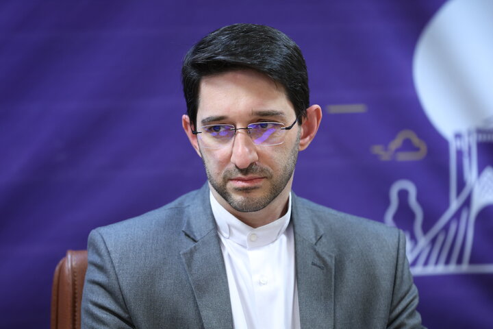 ایستگاه‌های متروی مصلی، بهشتی و میرزای‌شیرازی جمعه، شنبه و یکشنبه تعطیل است