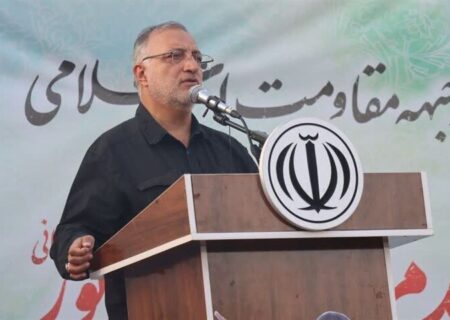 شهدا حامیان معنوی و راهبر مسیر زندگی هستند