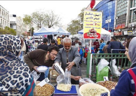 ساماندهی دستفروشان محور ۱۵ خرداد