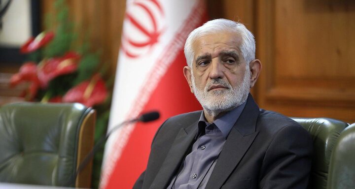 افتخار میکنیم از اقدامات شهرداری که موجب رفاه مردم میشود، حمایت میکنیم